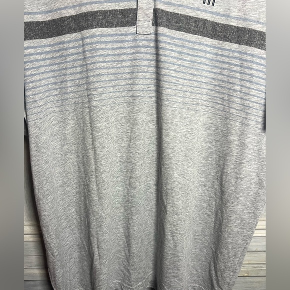 Travis Mathew Wildwood Golf‎ Polo Cotton Striped Heather Light Gray Preppy - Picture 5 of 10
